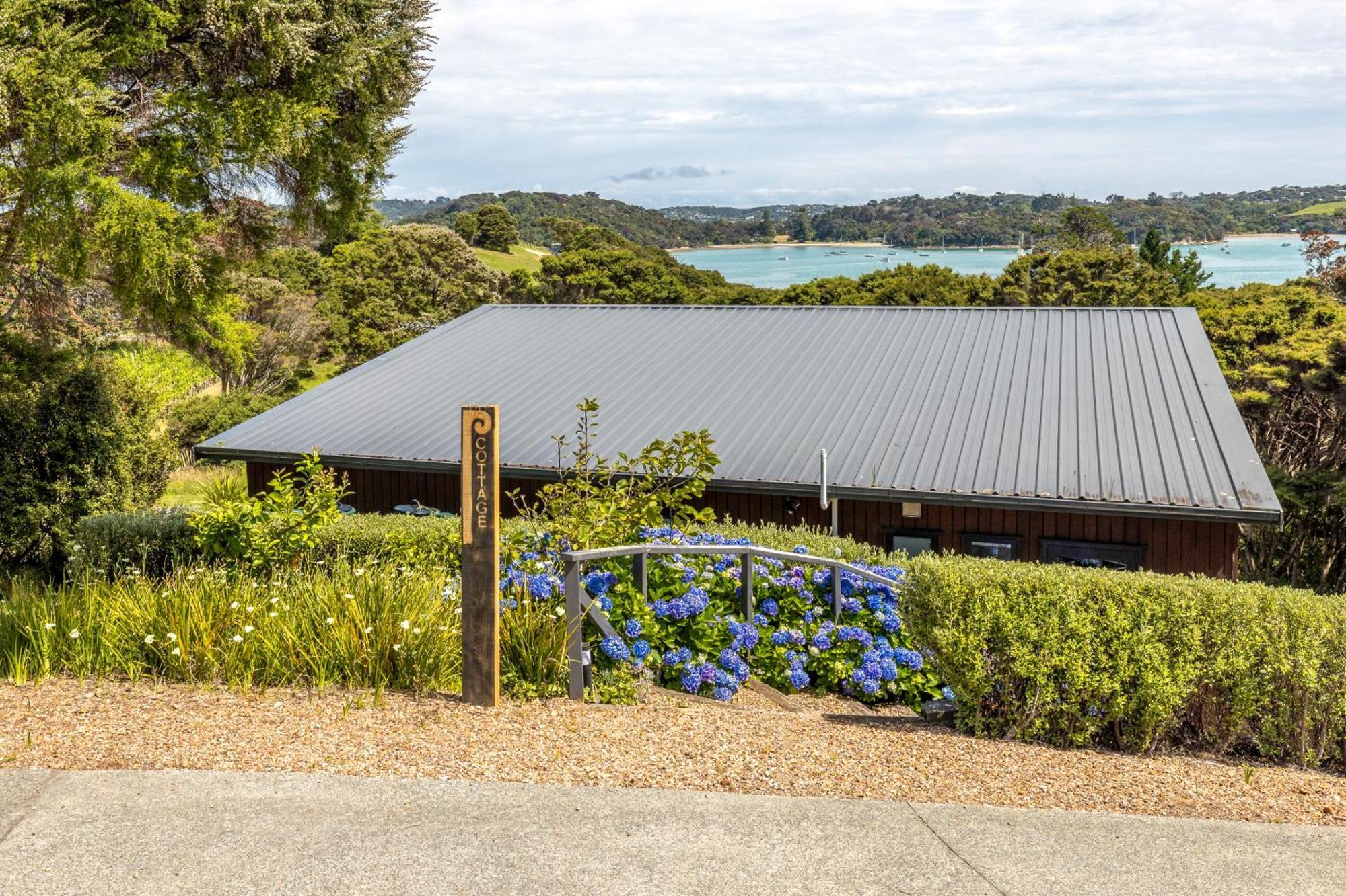 The Cottage At Te Whau Retreat - Stay Waiheke Te Whau Bay Exterior photo